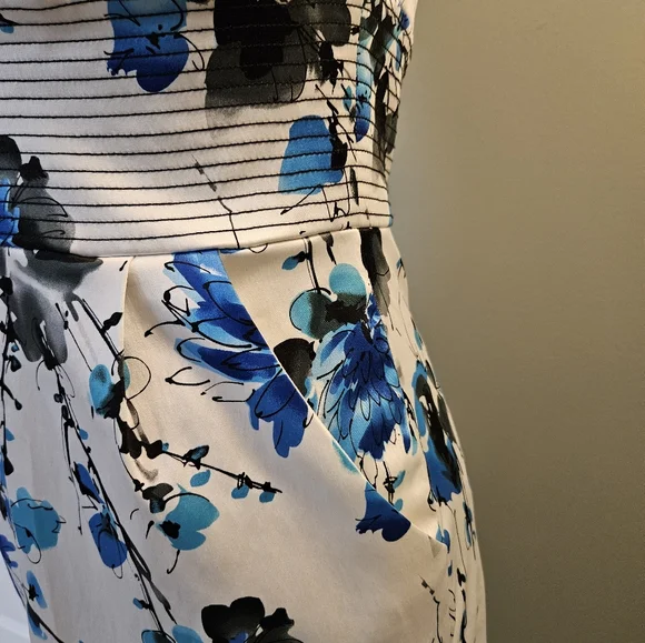 Bisou Bisou White and Blue Floral Midi Dress Women's Size 6 With Pockets - Picture 9 of 16